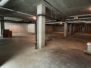 3833 N Broadway St, Chicago, IL for lease Interior Photo- Image 2 of 5