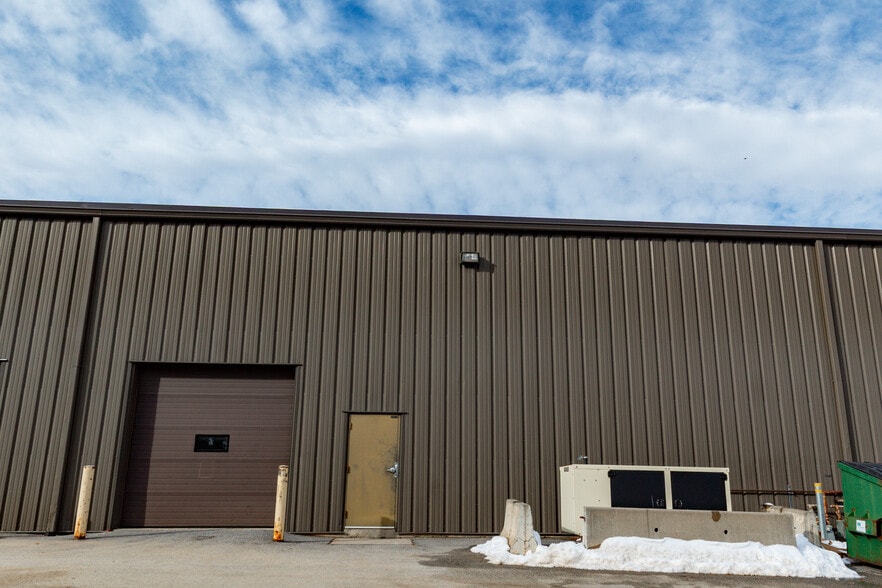 385 Rodman Rd, Auburn, ME for lease - Building Photo - Image 2 of 5