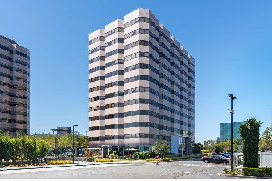 Costa Mesa, CA Commercial Real Estate for Sale and Lease