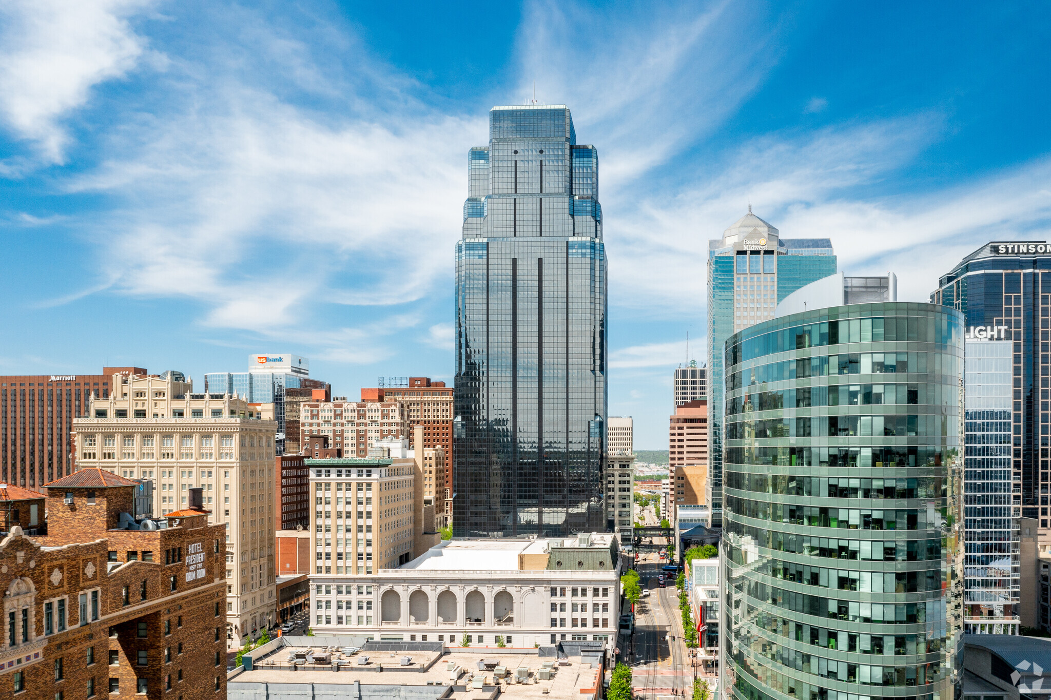 1200 Main St, Kansas City, MO for lease Building Photo- Image 1 of 7