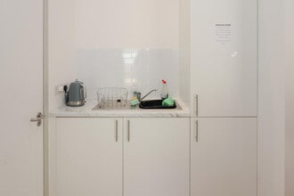 25 Mount Stuart Sq, Cardiff for lease Interior Photo- Image 2 of 5