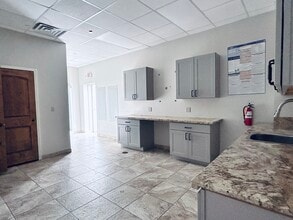 1833 Richmond Pky, Richmond, TX for lease Interior Photo- Image 1 of 5