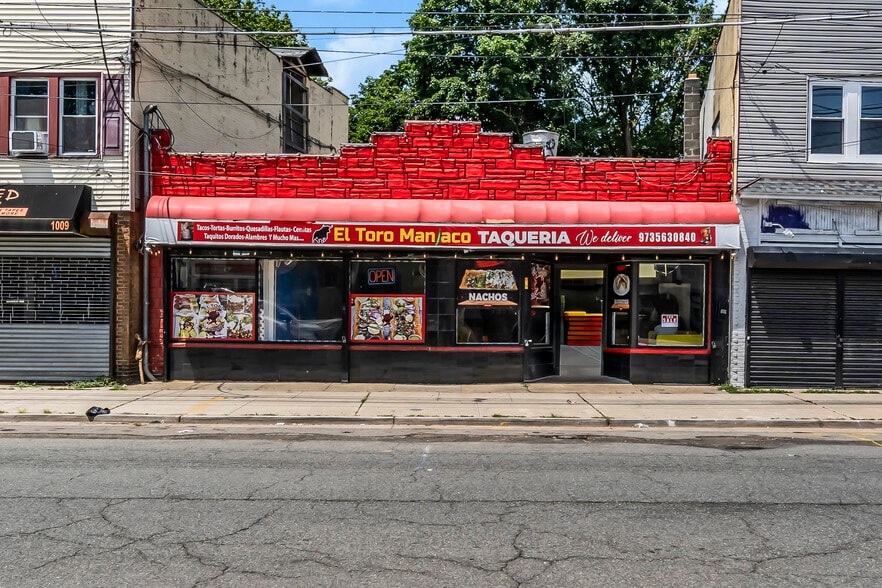 1011 E 2nd St, Plainfield, NJ for sale - Building Photo - Image 1 of 40