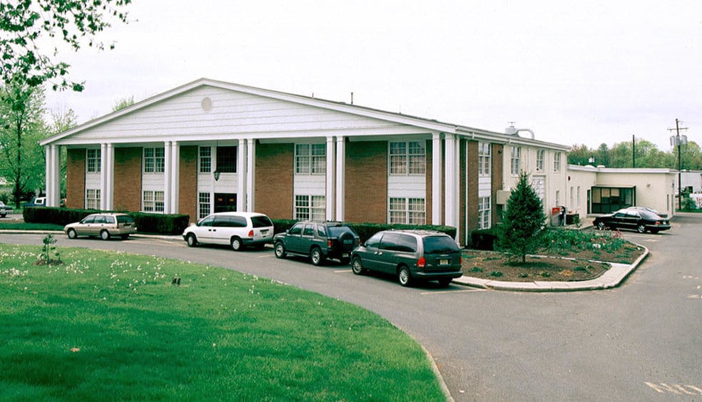 3145 Bordentown Ave, Parlin, NJ for sale - Building Photo - Image 3 of 10