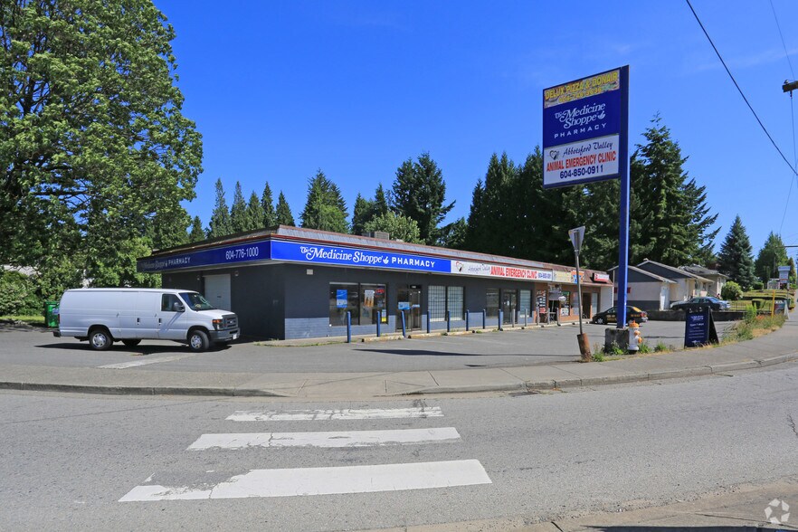 2388 Mccallum Rd, Abbotsford, BC V2S 3P4