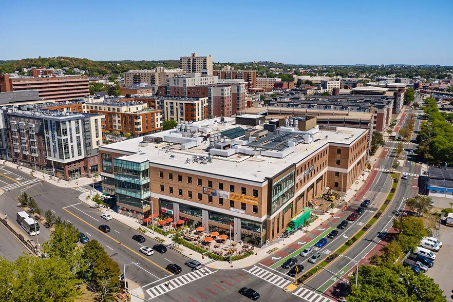 200 Exchange St, Malden, MA for lease - Building Photo - Image 1 of 61