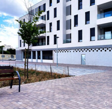 Retail in Alcalá De Henares, MAD for lease Interior Photo- Image 2 of 4