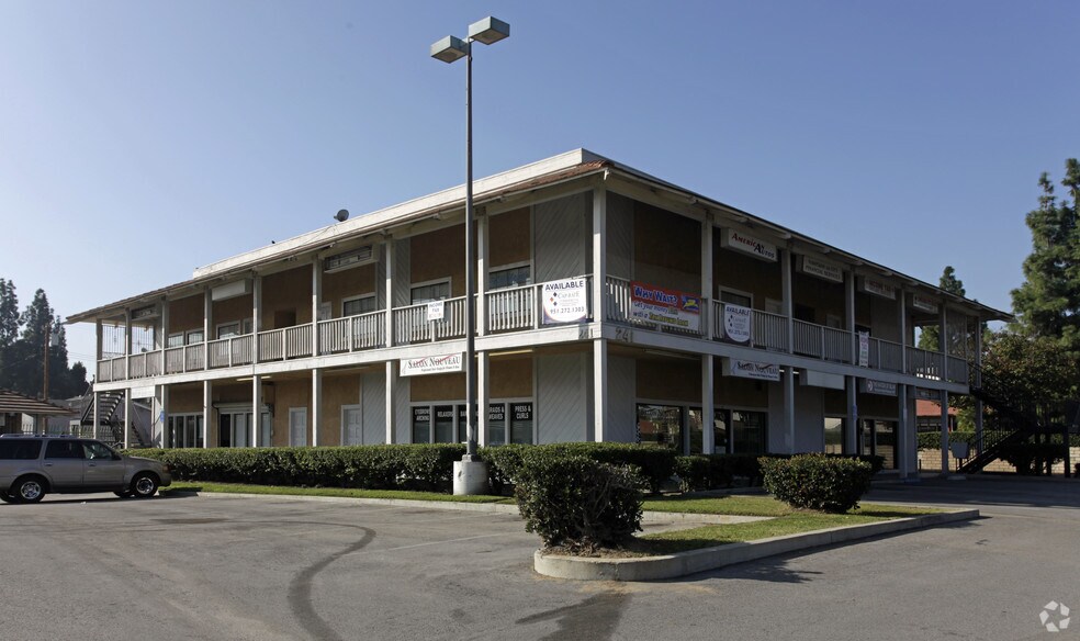 241 E Base Line Rd, Rialto, CA for sale - Primary Photo - Image 1 of 1