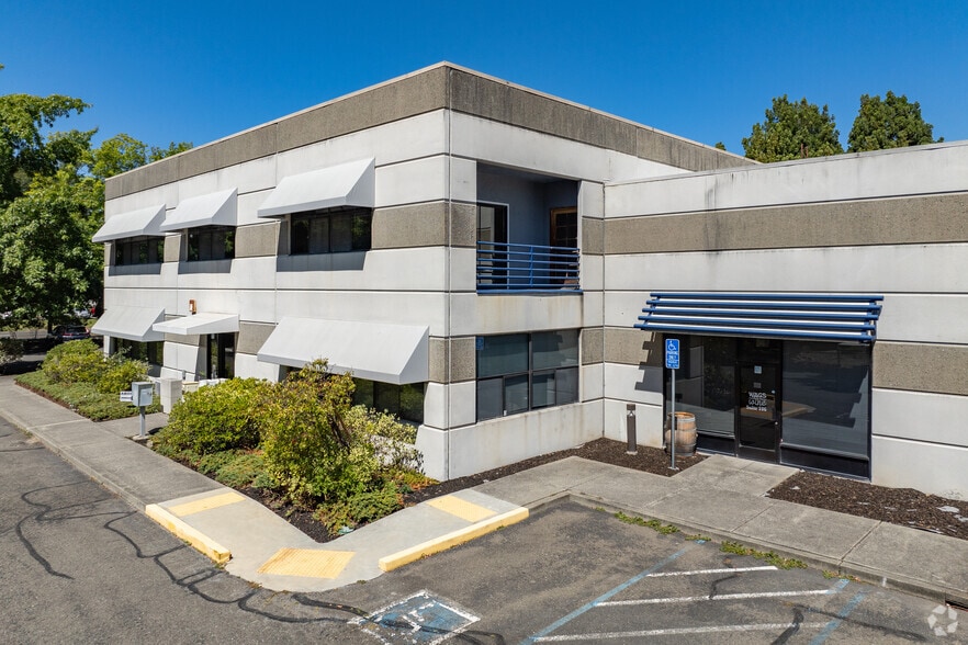 5468 Skylane Blvd, Santa Rosa, CA for lease - Primary Photo - Image 1 of 17