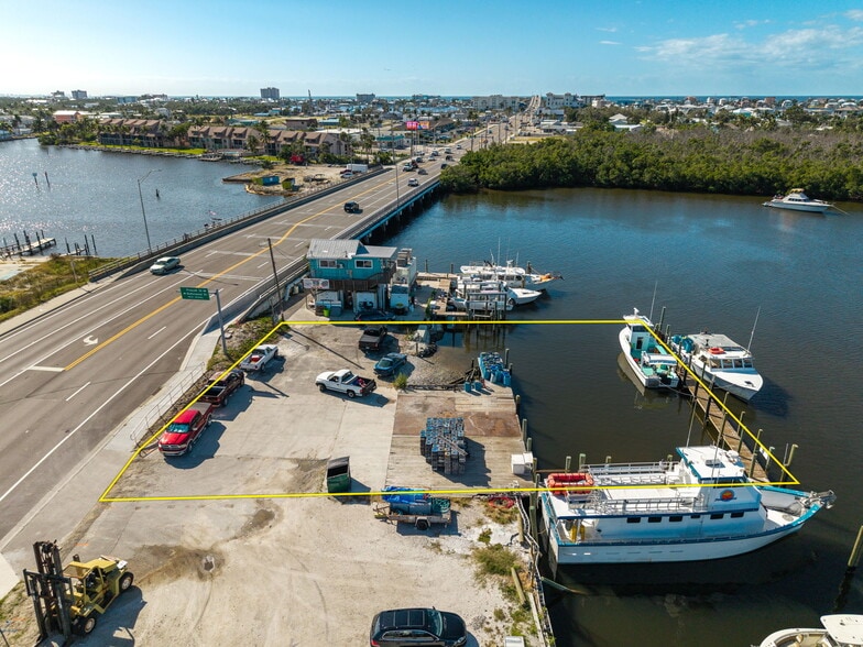 18850 San Carlos Blvd, Fort Myers, FL for sale - Aerial - Image 3 of 25