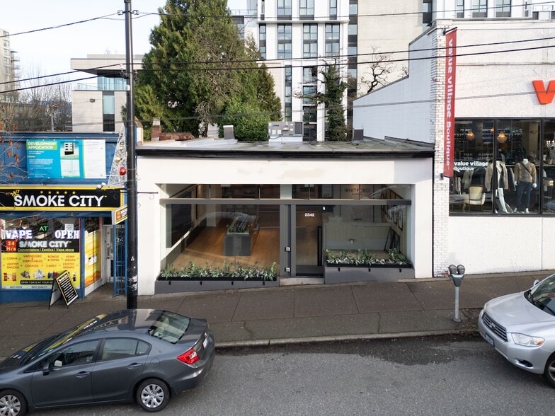 2342 Granville St, Vancouver, BC for lease - Building Photo - Image 1 of 5