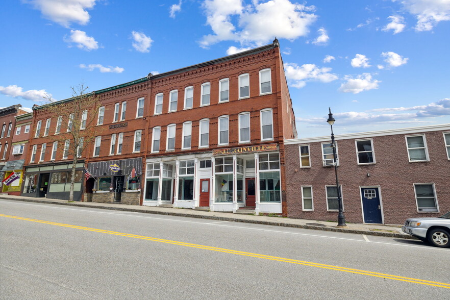 135 Main St, Pembroke, NH for lease - Building Photo - Image 3 of 18