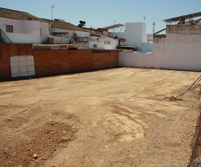 Calle Dolores Ibárruri, 40, Cantillana, Sevilla for sale - Building Photo - Image 1 of 7