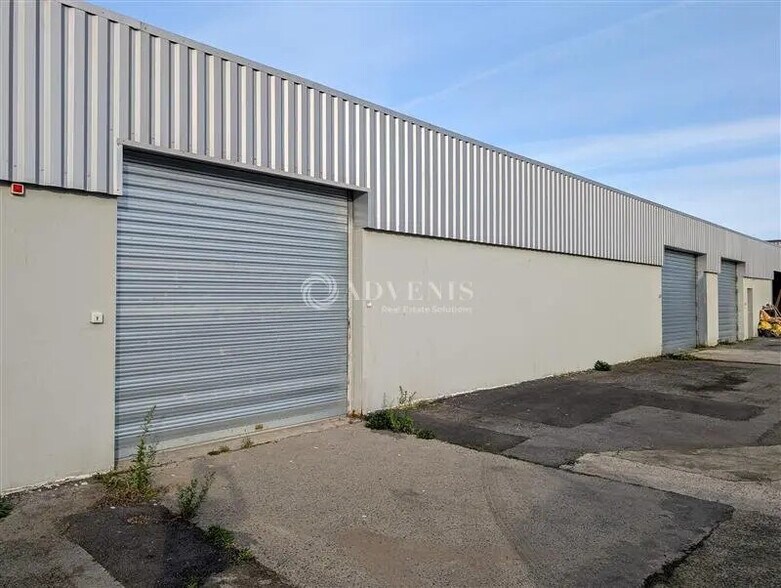 Flex in Saint-Malo for lease - Building Photo - Image 3 of 12