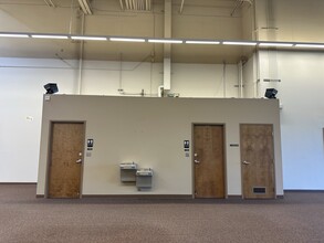 3995 Fairview Industrial Dr, Salem, OR for lease Interior Photo- Image 2 of 2