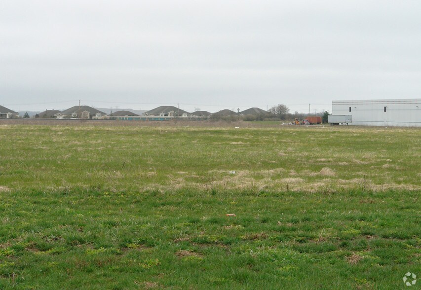 Renaissance Blvd, Sturtevant, WI for sale - Building Photo - Image 1 of 1