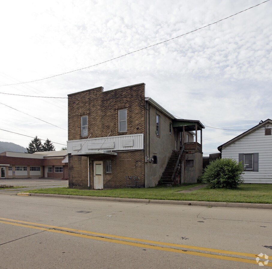 1102 Franklin St, Toronto, OH 43964