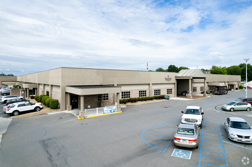 420 W Morris Blvd, Morristown, TN for lease - Building Photo - Image 1 of 22