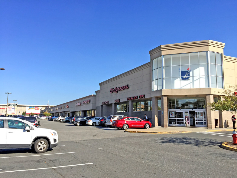 100 Broadway, Elmwood Park, NJ 07407 - Elmwood Park Plaza | LoopNet.com