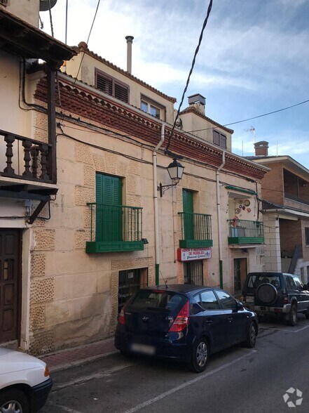Calle Eusebio Guadalix, 41, Miraflores de la Sierra, Madrid for sale - Building Photo - Image 2 of 4