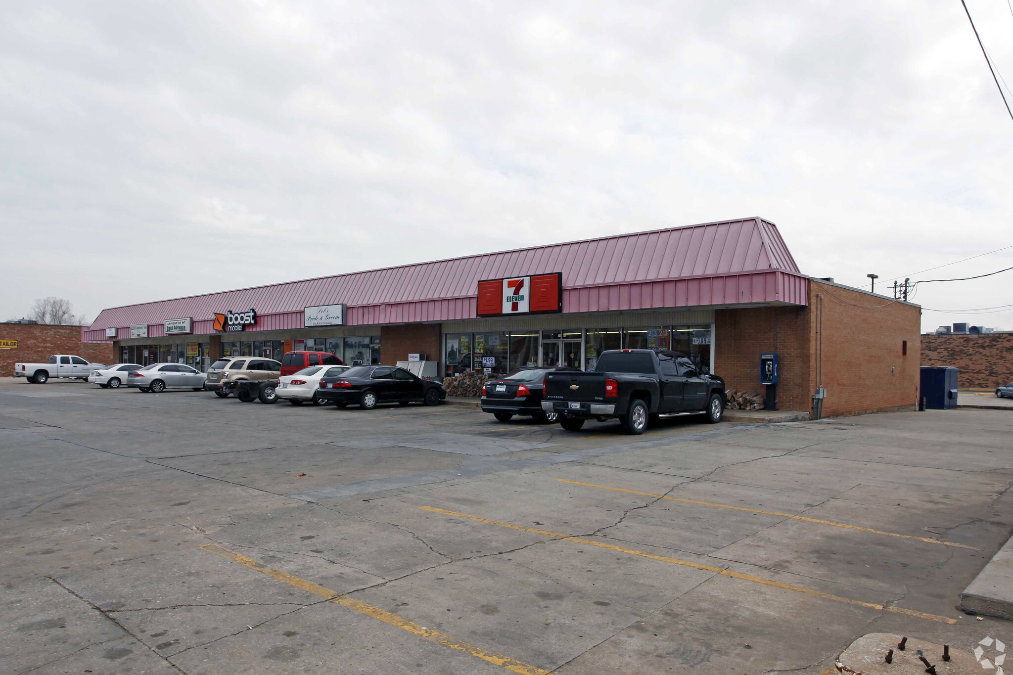 7400 S Walker Ave, Oklahoma City, OK for lease Primary Photo- Image 1 of 8