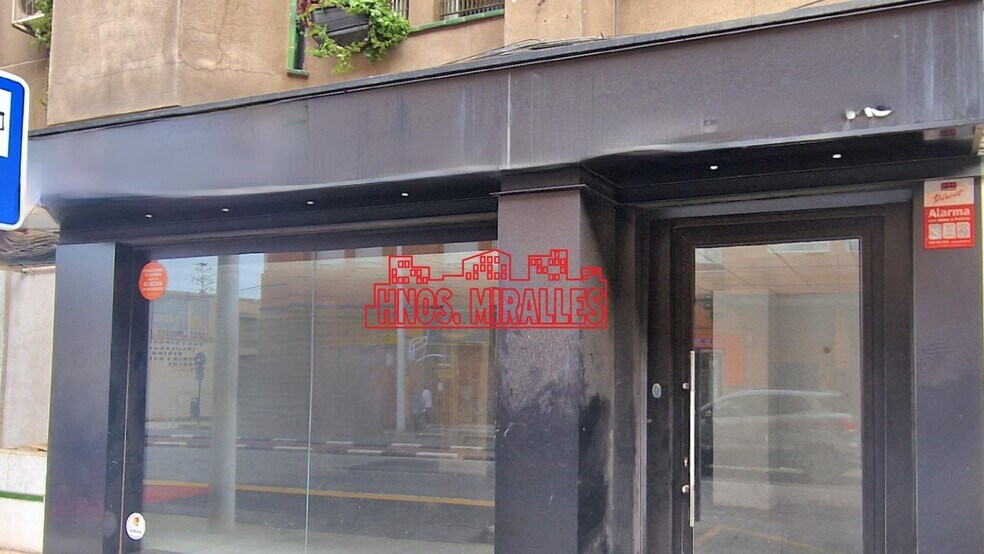 Retail in Elche for sale - Building Photo - Image 1 of 4