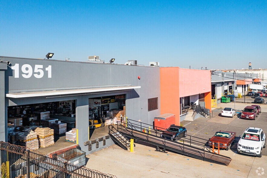 2015-2019 E 48th St, Vernon, CA for lease - Building Photo - Image 3 of 5