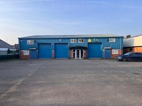 Whittle Clos, Newark for lease Building Photo- Image 1 of 1