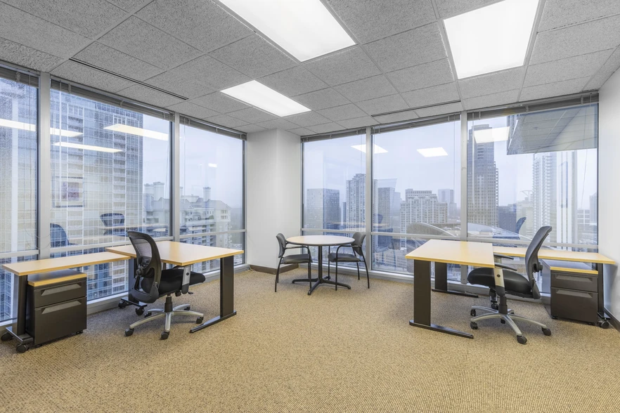 3340 Peachtree Rd NE, Atlanta, GA for lease - Interior Photo - Image 2 of 9