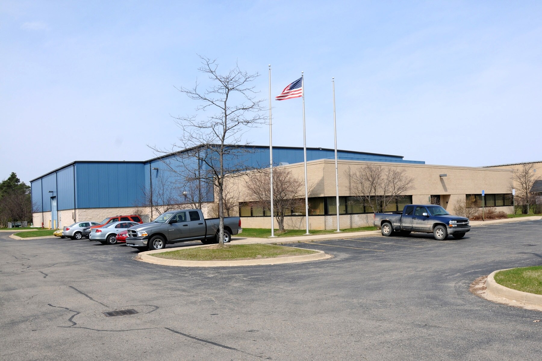 2105 Bishop Cir W, Dexter, MI for sale Primary Photo- Image 1 of 1