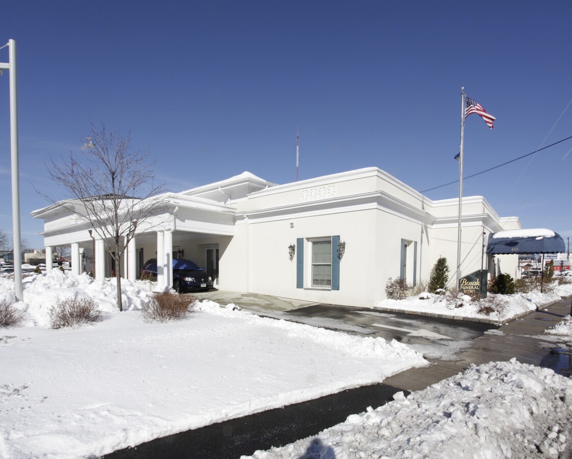 453 Shippan Ave, Stamford, CT 06902