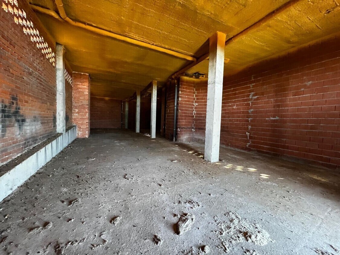 Segovia, SEG 40006 -  -  - Interior Photo - Image 2 of 3