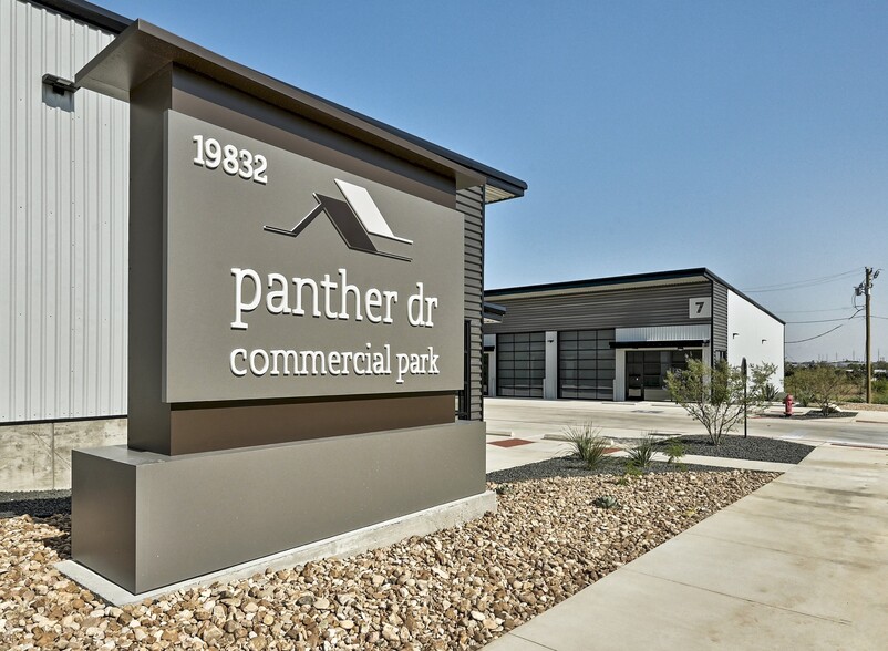 19830 Panther, Pflugerville, TX for lease - Building Photo - Image 1 of 13