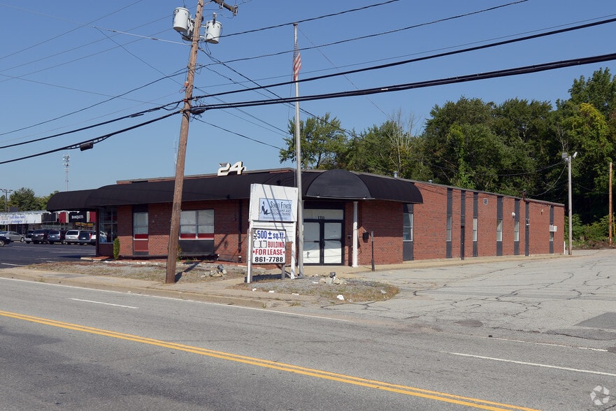 1351 Hartford Ave, Johnston, RI for sale - Primary Photo - Image 1 of 1