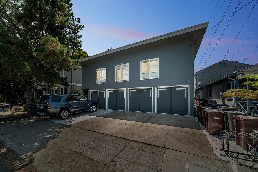 950 Kains Ave, Albany, CA for sale - Primary Photo - Image 1 of 1