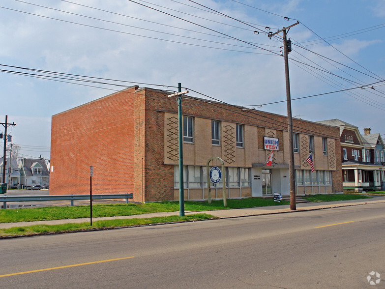 2228 E 3rd St, Dayton, OH for sale - Primary Photo - Image 1 of 1