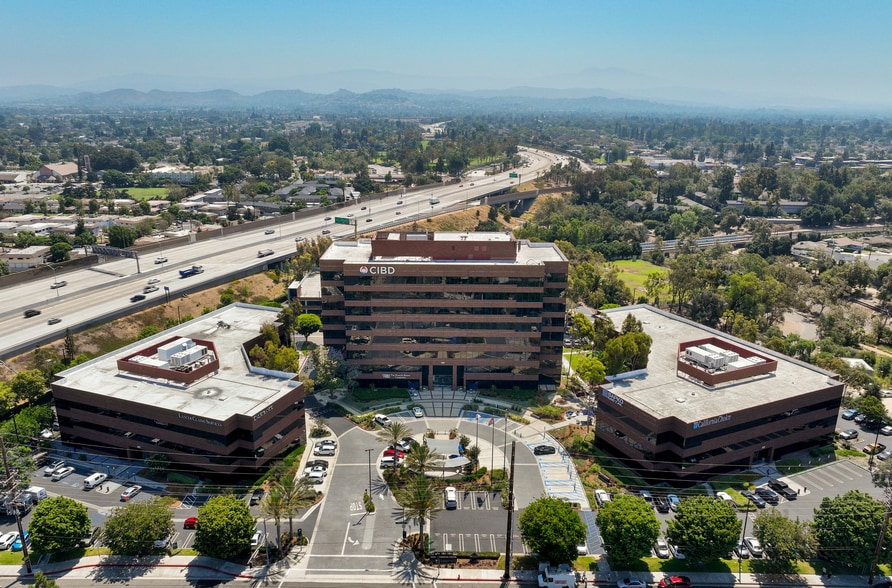 701 S Parker St, Orange, CA for lease - Building Photo - Image 2 of 15