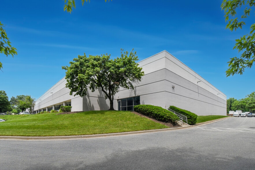 810 Oregon Ave, Linthicum, MD for lease - Building Photo - Image 2 of 20