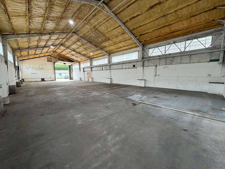 Ministry Rd, Thatcham for lease - Building Photo - Image 3 of 4