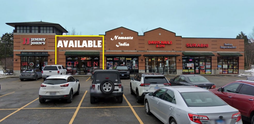 1040-1060 S Sutton Rd, Streamwood, IL for lease - Building Photo - Image 1 of 10