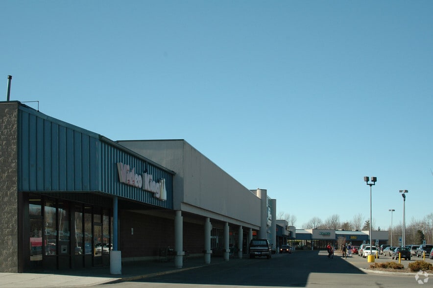 981 Ford Street Ext, Ogdensburg, NY for lease - Building Photo - Image 2 of 5