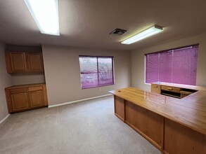 555 W Granada Blvd, Ormond Beach, FL for lease Interior Photo- Image 2 of 7