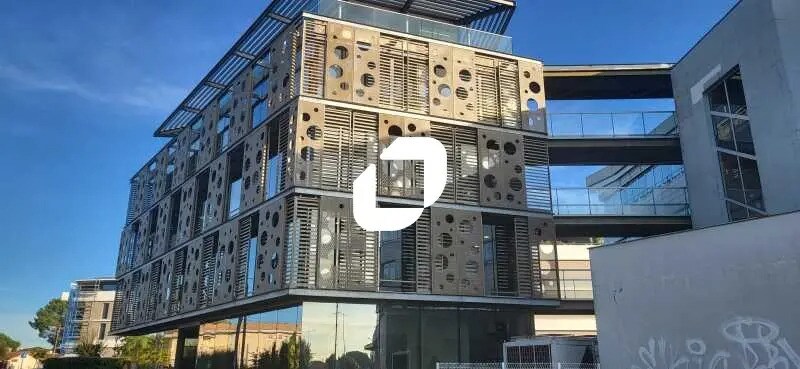 Office in Mérignac for lease Building Photo- Image 1 of 18