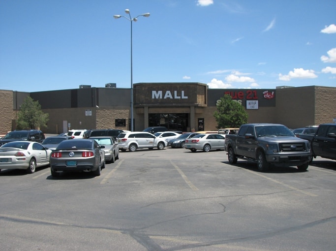 2302 W Pierce St, Carlsbad, NM for lease - Building Photo - Image 1 of 9