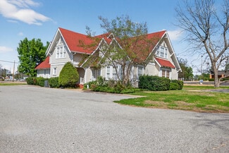 More details for 214 E College St, Athens, TX - Office for Sale