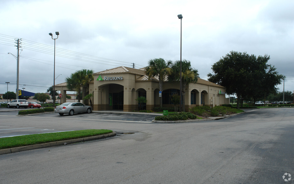 4236-4314 Sleepy Hill Rd, Lakeland, FL for lease - Building Photo - Image 1 of 14