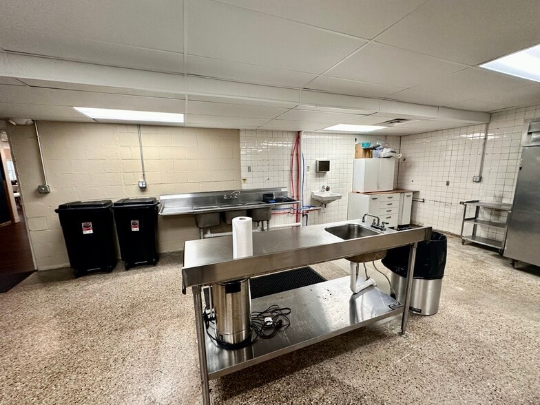 5281 Bellefontaine Rd, Dayton, OH for sale - Building Photo - Image 3 of 11