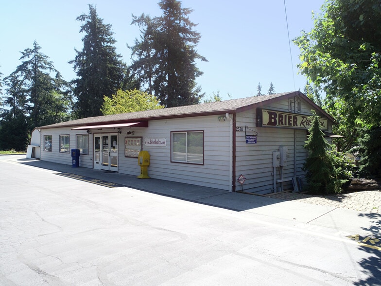 23711 Brier Rd, Brier, WA 98036