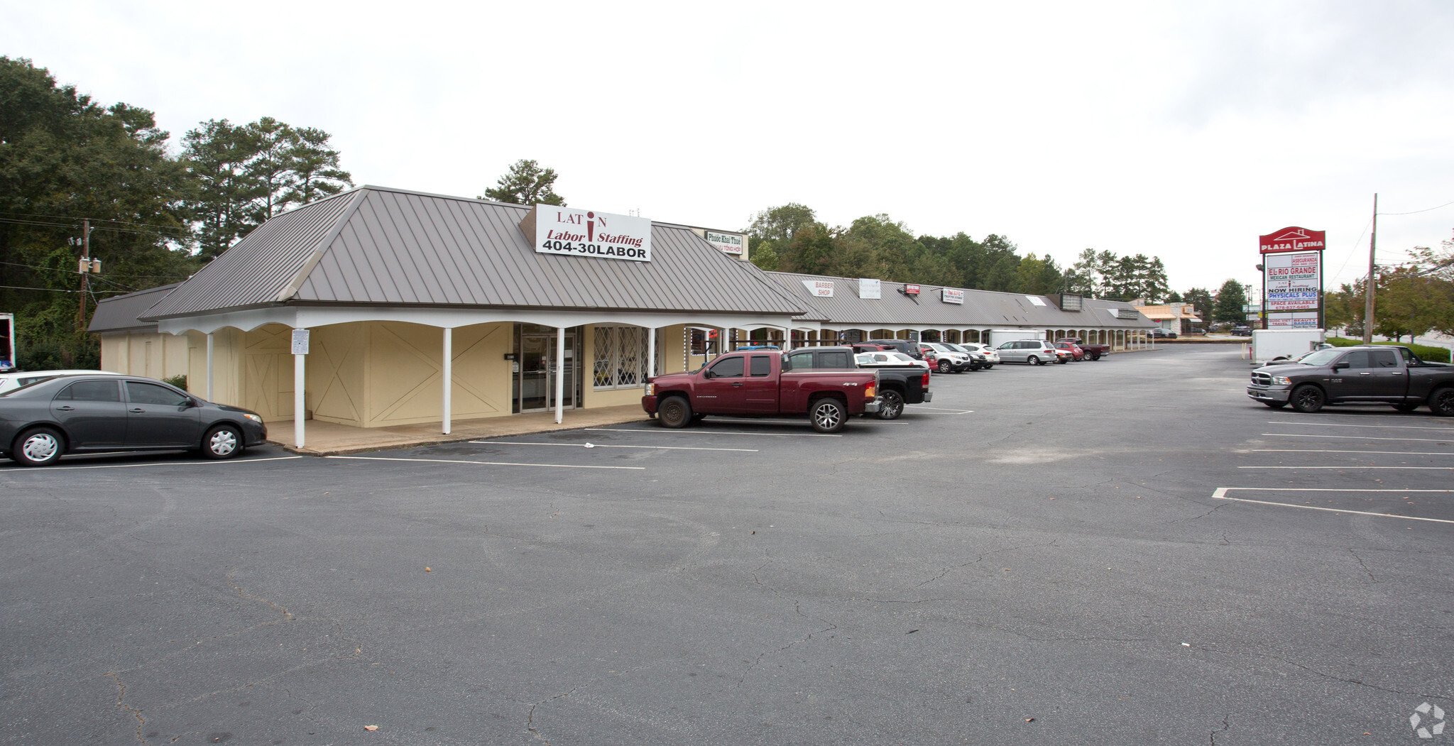 4575-4613 Jonesboro Rd, Forest Park, GA for sale Primary Photo- Image 1 of 1