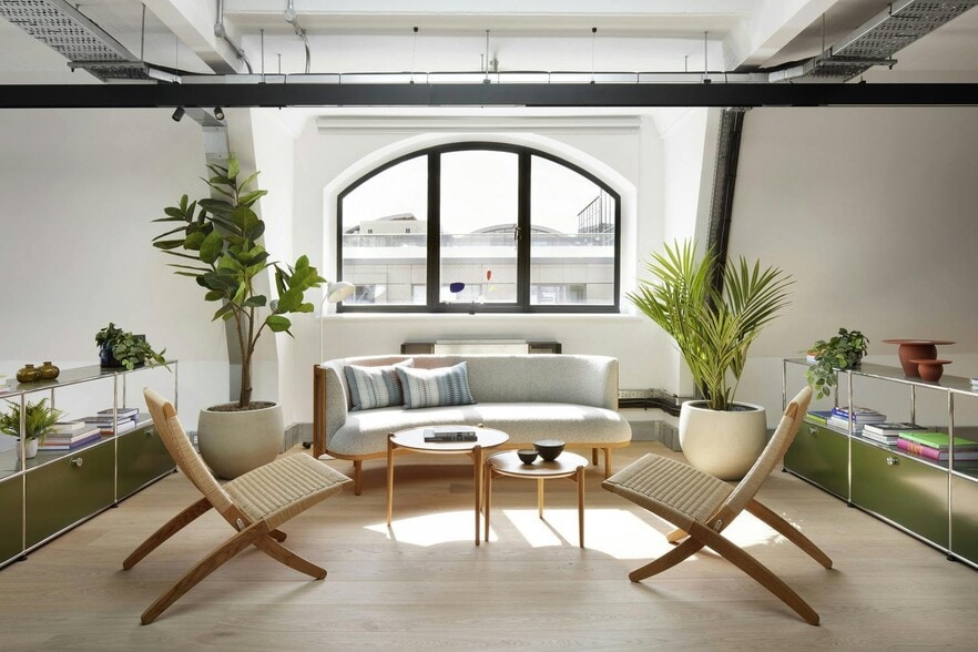 80 Goswell Rd, London for lease - Building Photo - Image 3 of 8